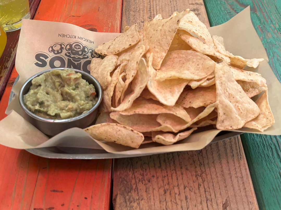 Los Monos Mexican Kitchen