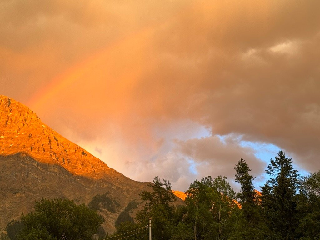 Mt Burgess Guesthouse主图