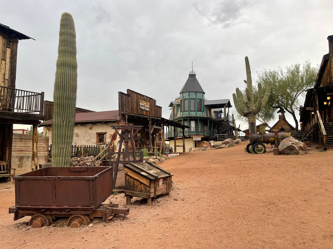 Goldfield Ghost Town-Apache Junction必去景点