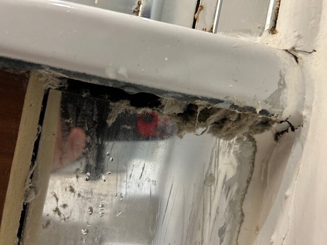 蒙特拉姆堂维尔宾馆-浴室