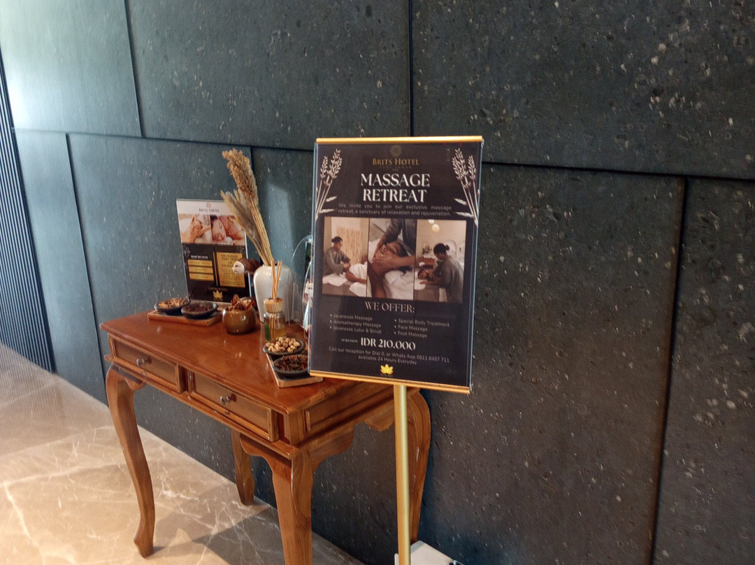 Brits Hotel Puri Indah主图