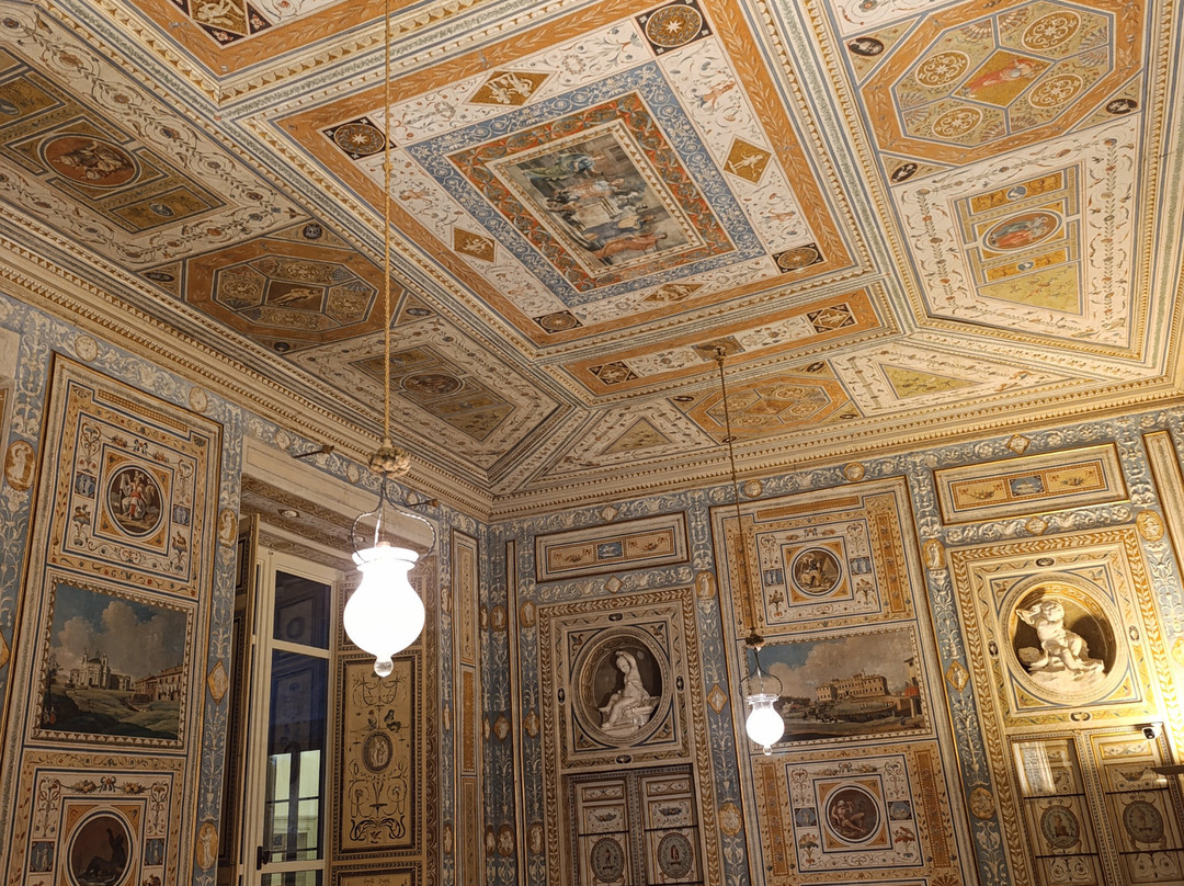 Palazzo Altieri-Oriolo Romano必去景点