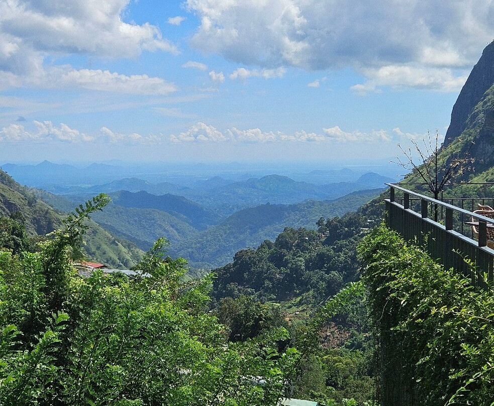 Hide-Ella Hotel & Resort主图