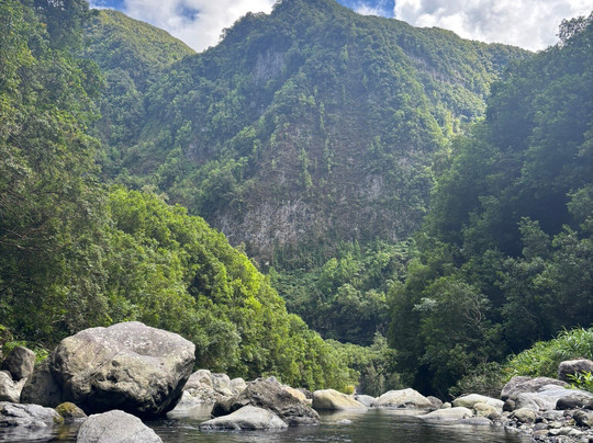 Cascade Blanche-Salazie必去景点