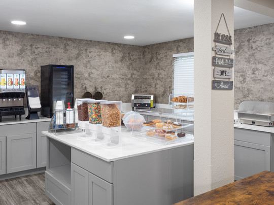 Days Inn by Wyndham Waukegan