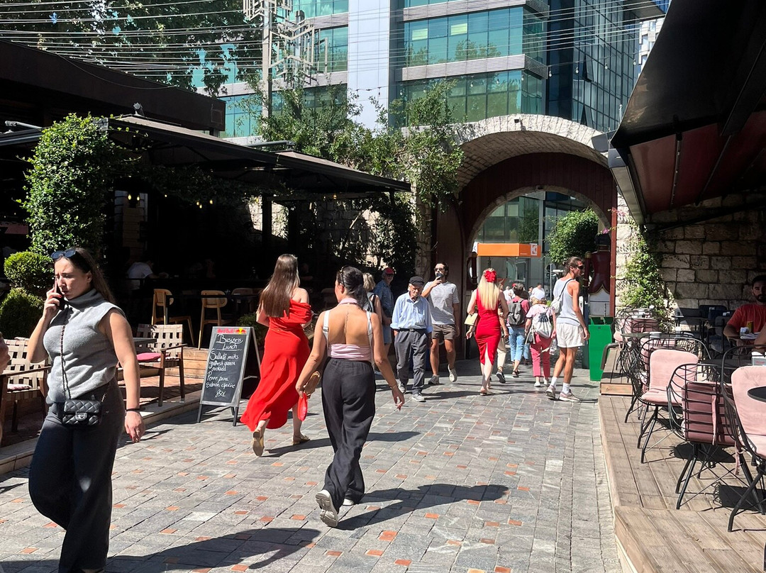 Fortress of Justinian-地拉那必去景点