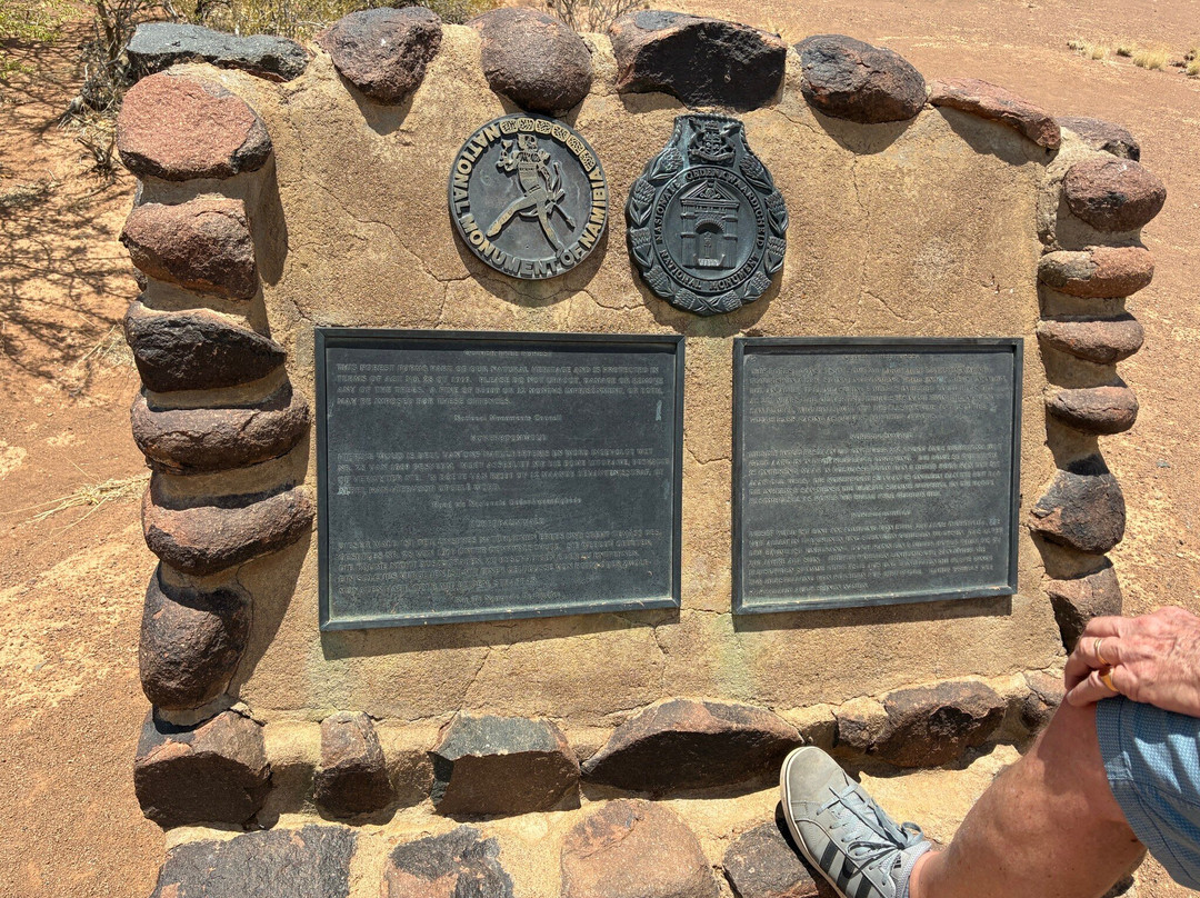 Quivertree Forest and Giant's Playground-Keetmanshoop必去景点