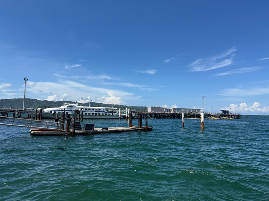 哲斯顿港码头-亚庇必去景点