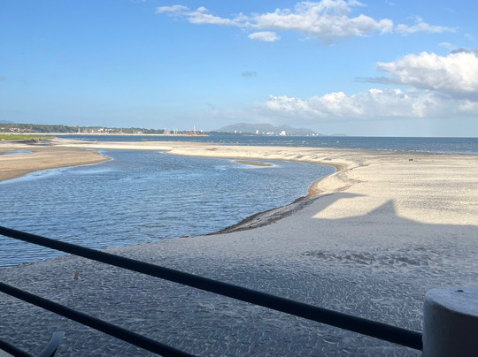 Bay View Hotel主图