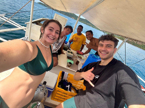 Aquahabitat Divesafari And Tours