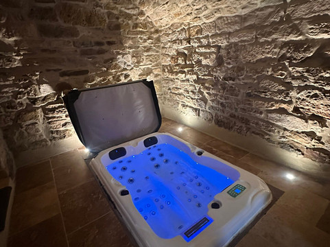 温丹格尔宅邸酒店主图