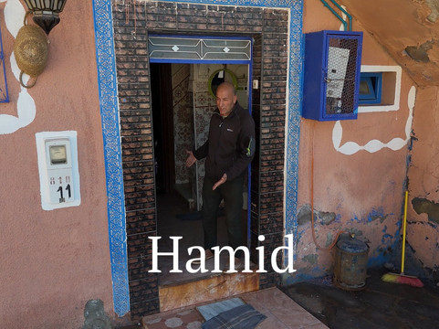 乌利吉酒店主图