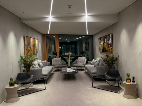 钟表商酒店主图