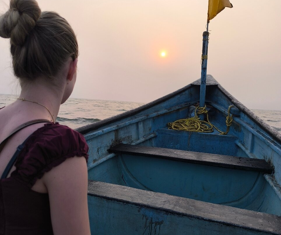 尼克瑞纳桑三水主图