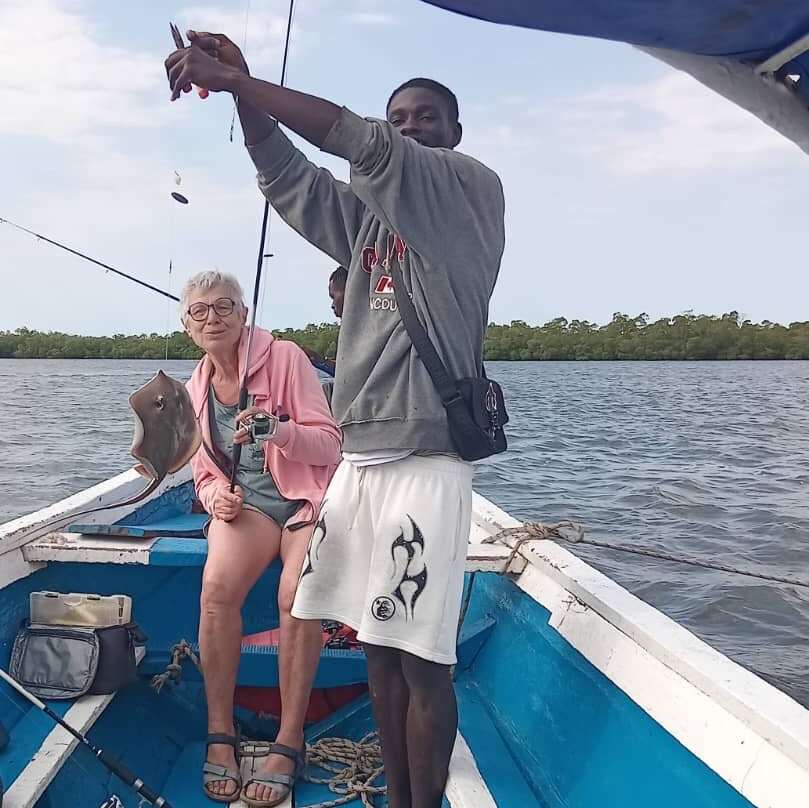 Ibou piroguier et guide touristique-开普史基林必去景点