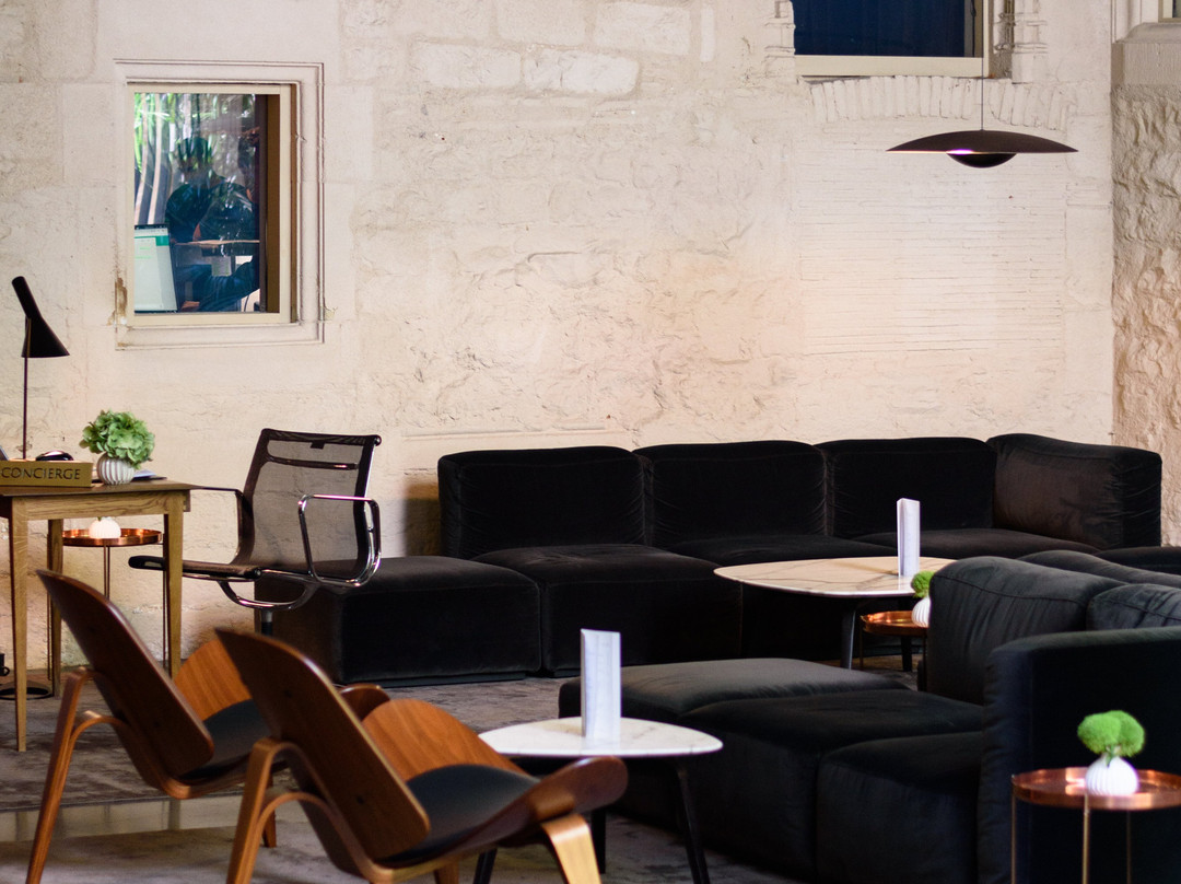 巴塞罗那美世酒店主图