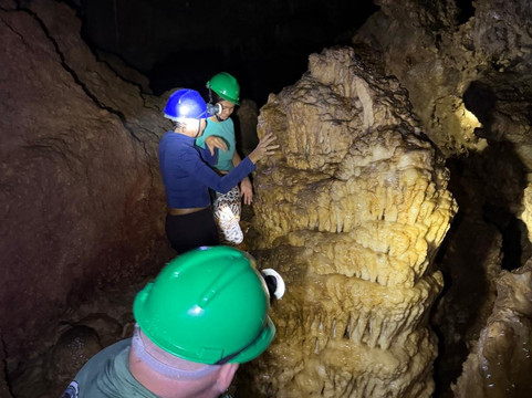 Cantabon Cave-锡基霍尔岛必去景点