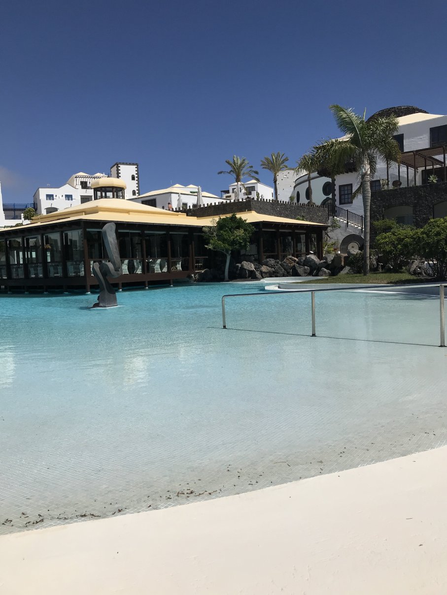 兰萨罗特火山酒店-泳池