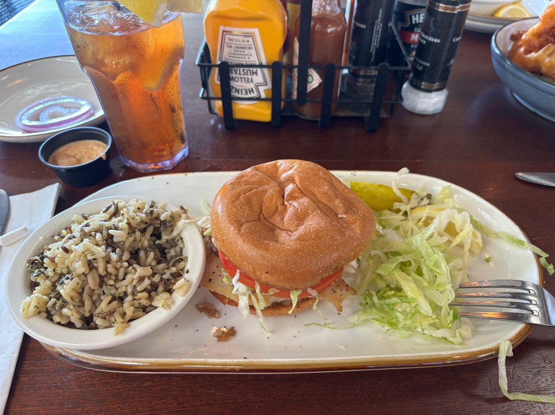 The Catch Neighborhood Bar & Grill