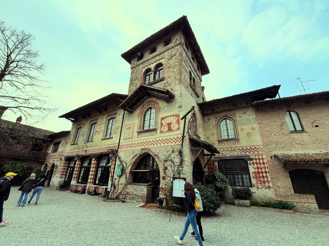Borgo Storico Di Grazzano Visconti-Grazzano Visconti必去景点