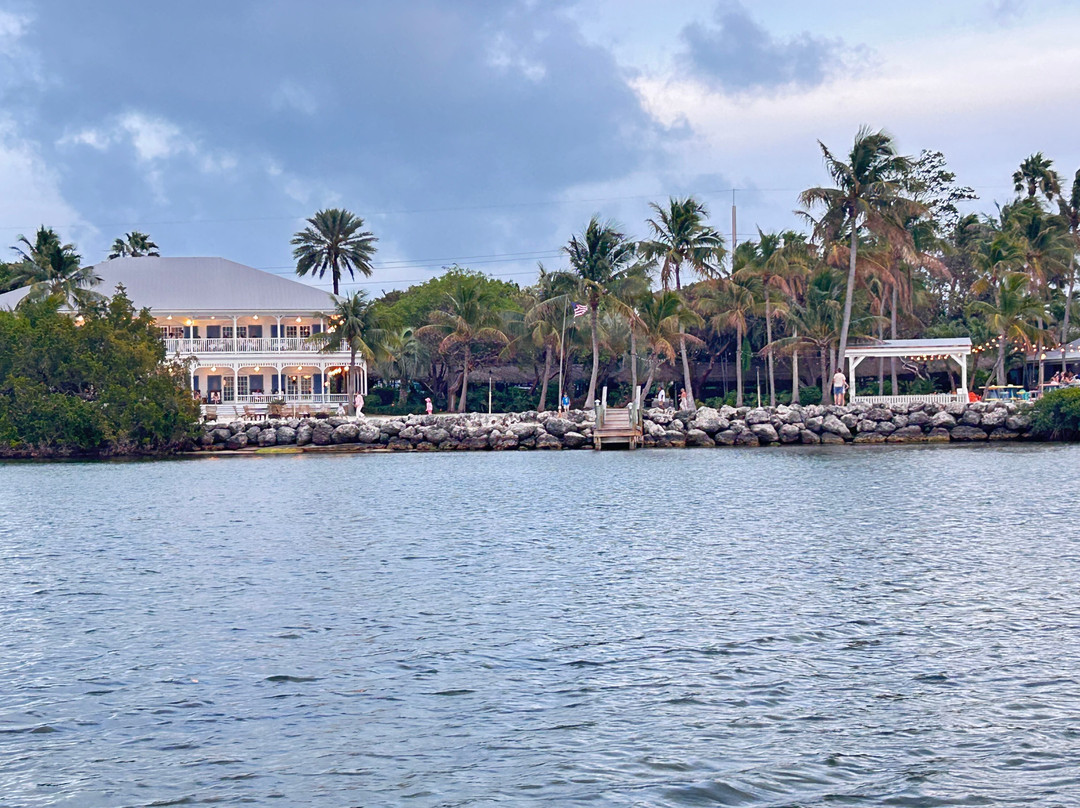 A Family Fun Boat Tour Company-伊斯拉摩拉达必去景点