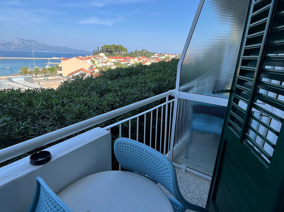 法拉翁酒店主图