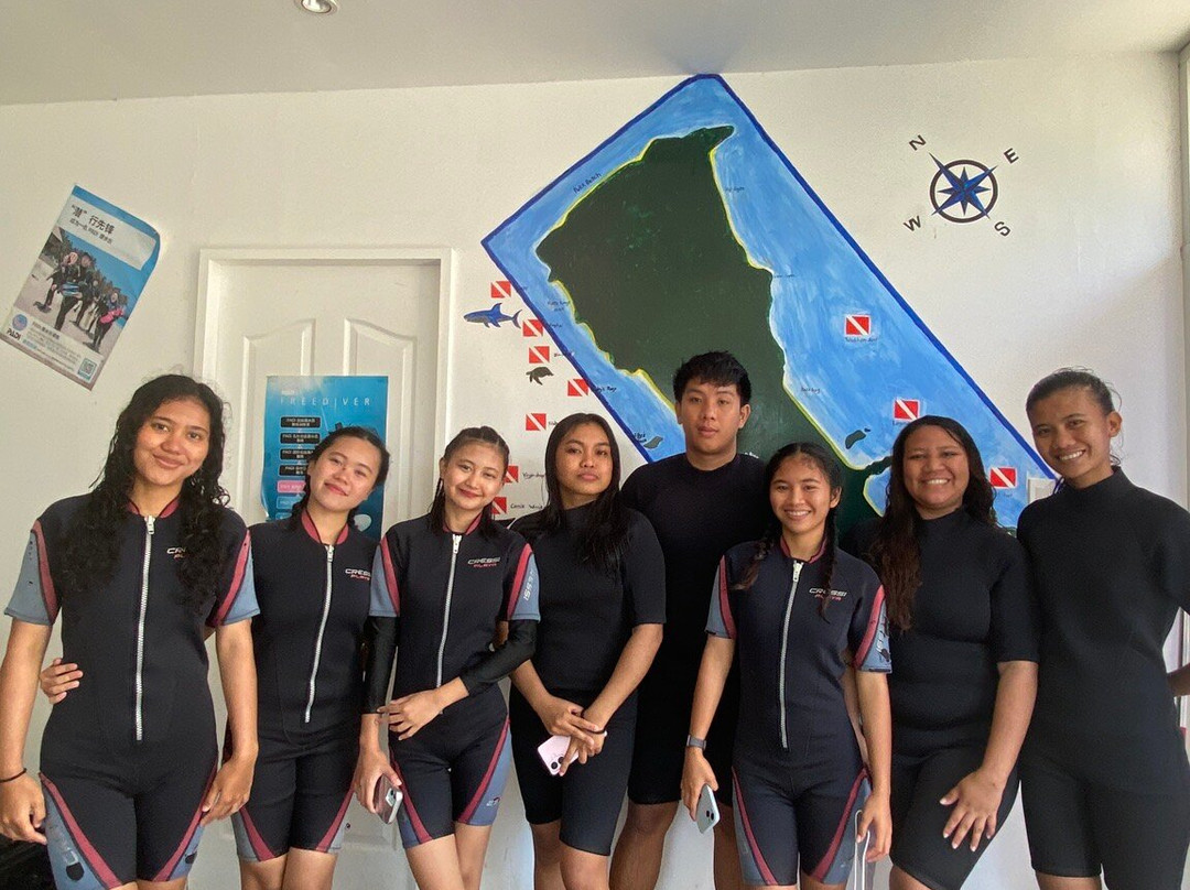 Master Peter Tay-长滩岛必去景点