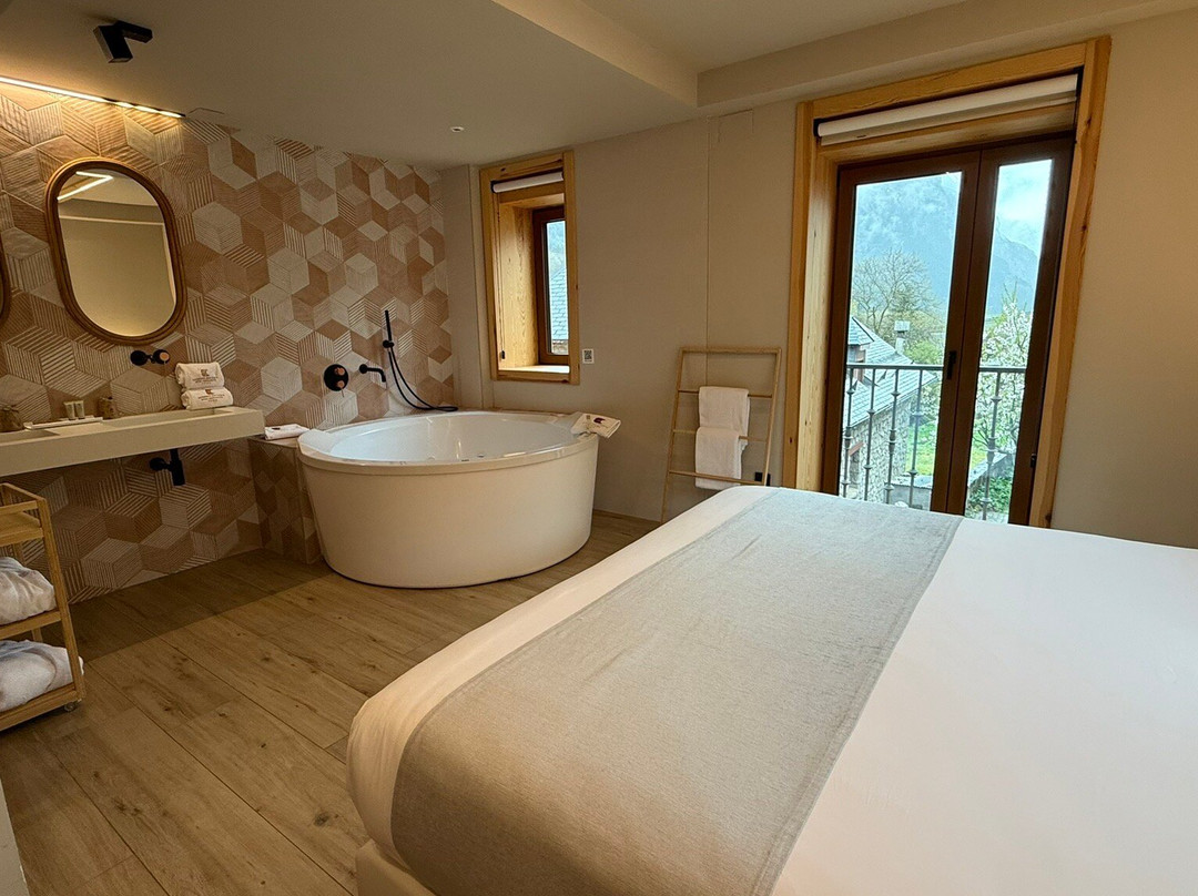 美迪欧地亚精品酒店主图