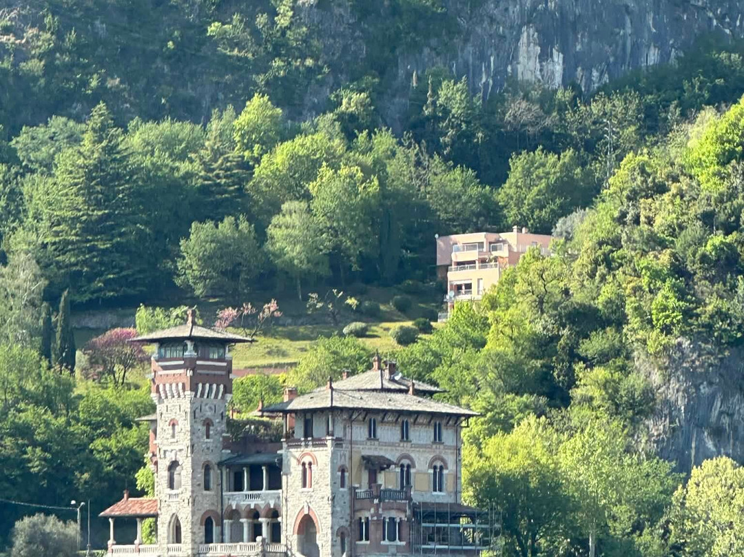 Lake Como Boat-瓦伦纳必去景点