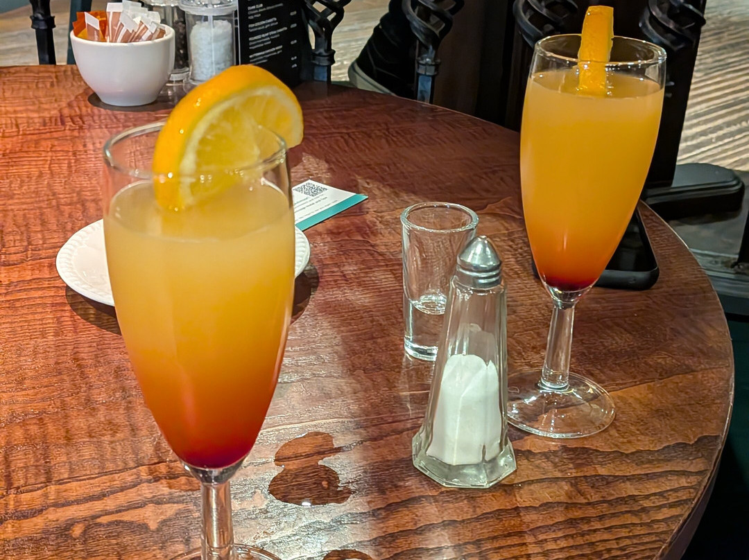 杜肯哈尔夫布莱克本美居水疗酒店主图