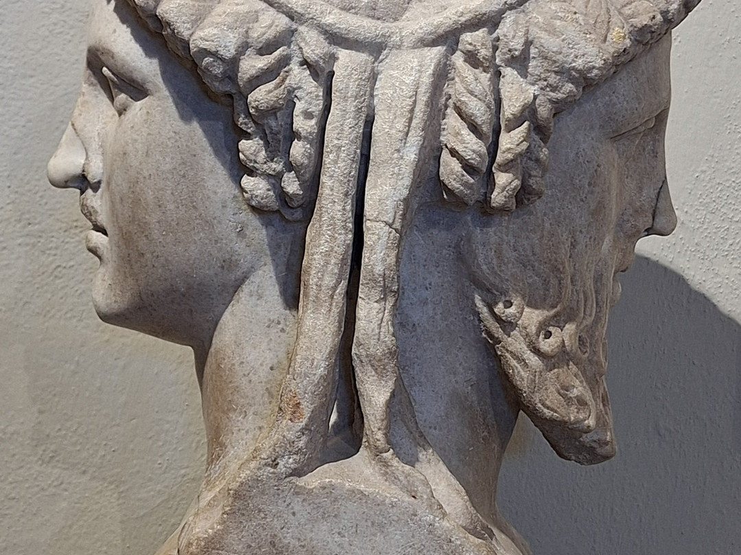 Museo Etrusco Guarnacci-沃尔泰拉必去景点