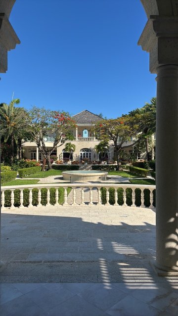 棕榈特克斯凯科斯酒店-旅行者