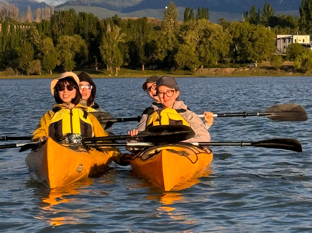 Issyk-Kul Kayaking-Karakol必去景点
