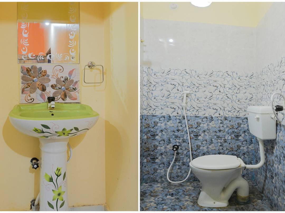 OYO 87161 Ashirbad Inn