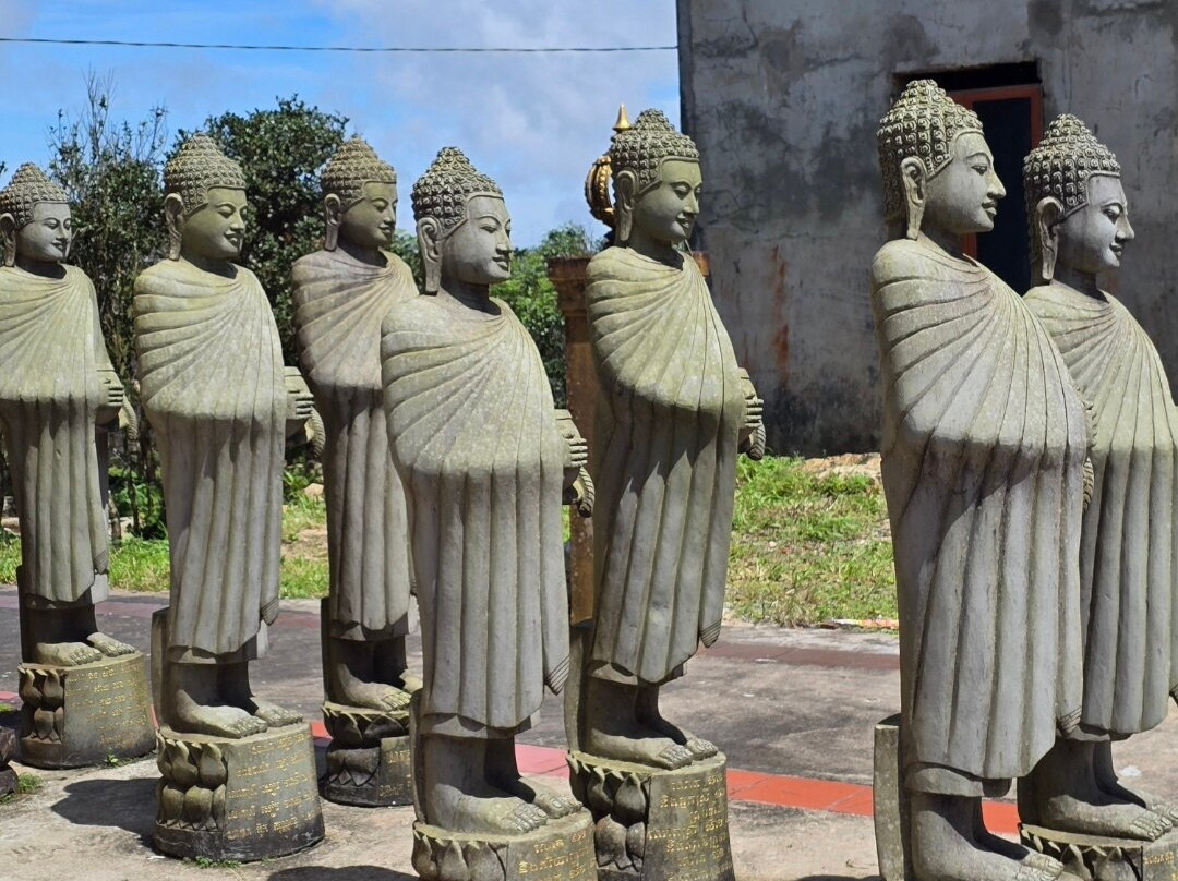 Wat Sampov Pram-贡布必去景点