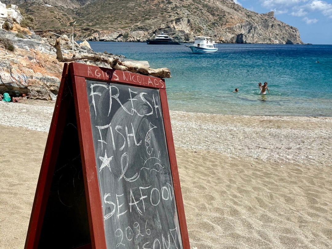 Agios Nikolaos Beach-Folegandros必去景点