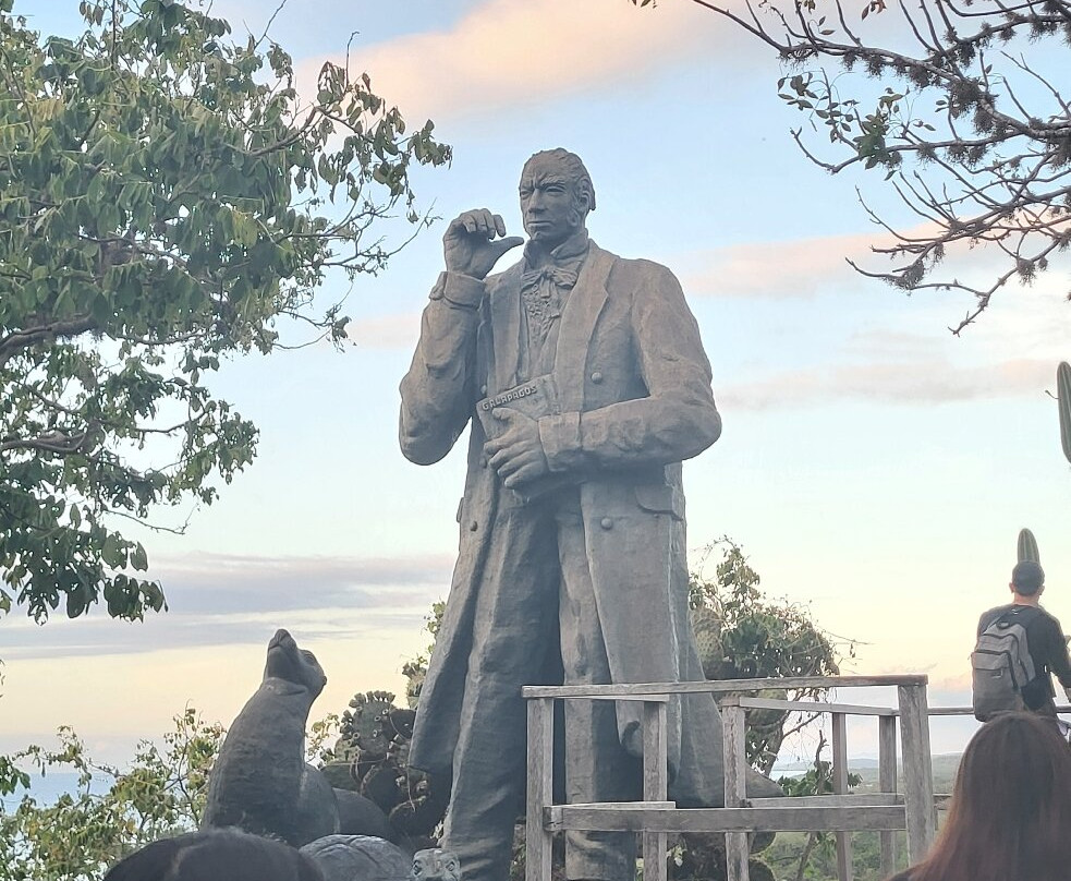 Cerro Tijeretas-Puerto Baquerizo Moreno必去景点