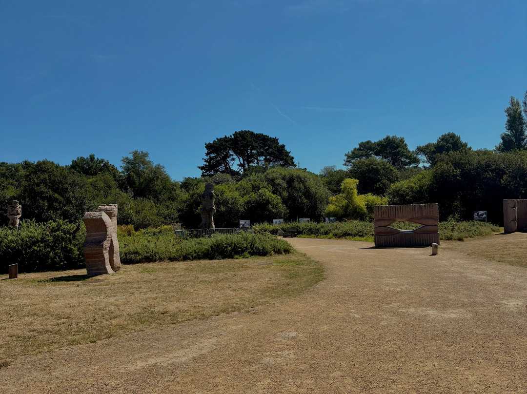 Parc des Sculptures Christian Gad-皮若斯必去景点