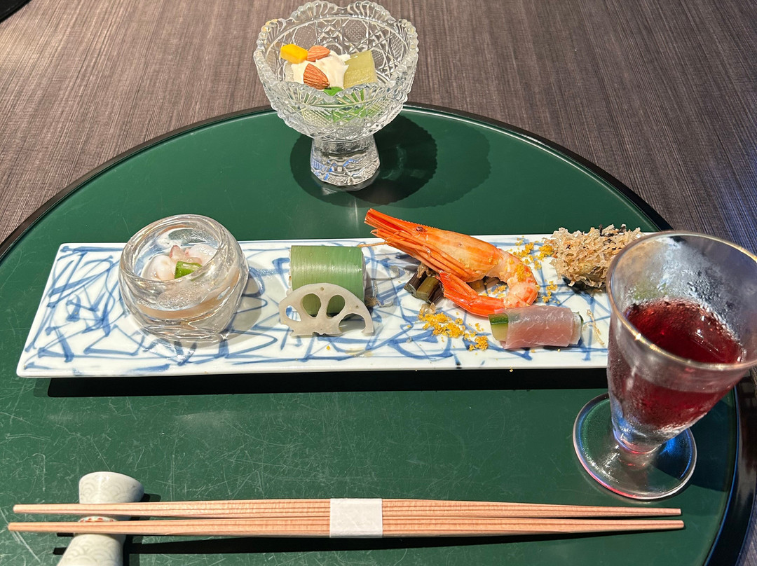 登别温泉乡泷乃家主图