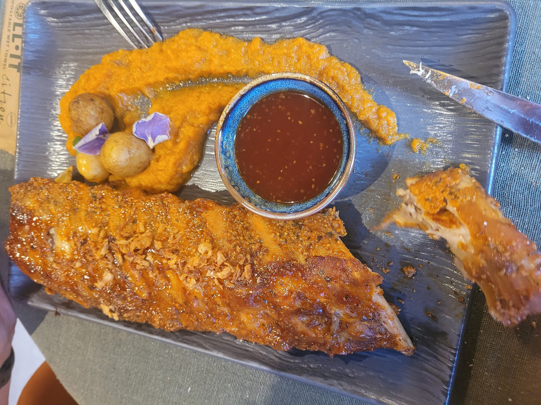 Le Petit Fumoir Restaurant
