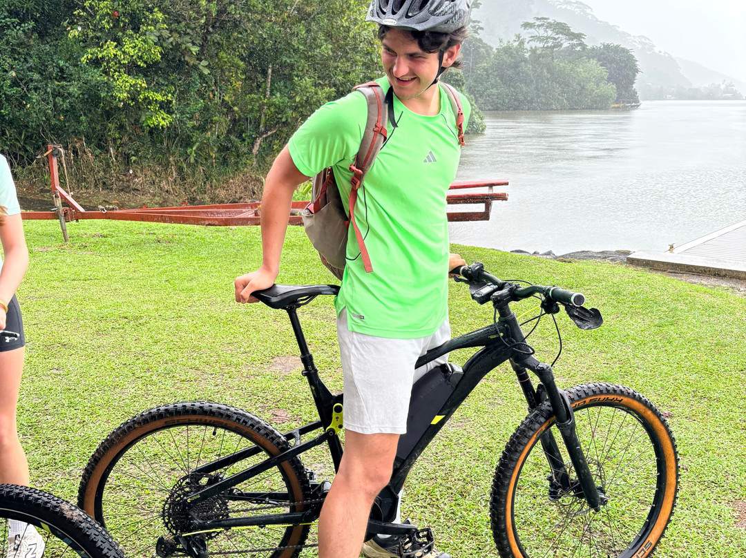 Esland BIKE-Uturoa必去景点