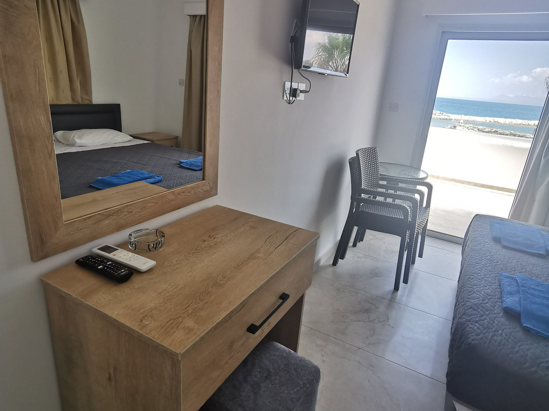 Pyrgiana Beach主图