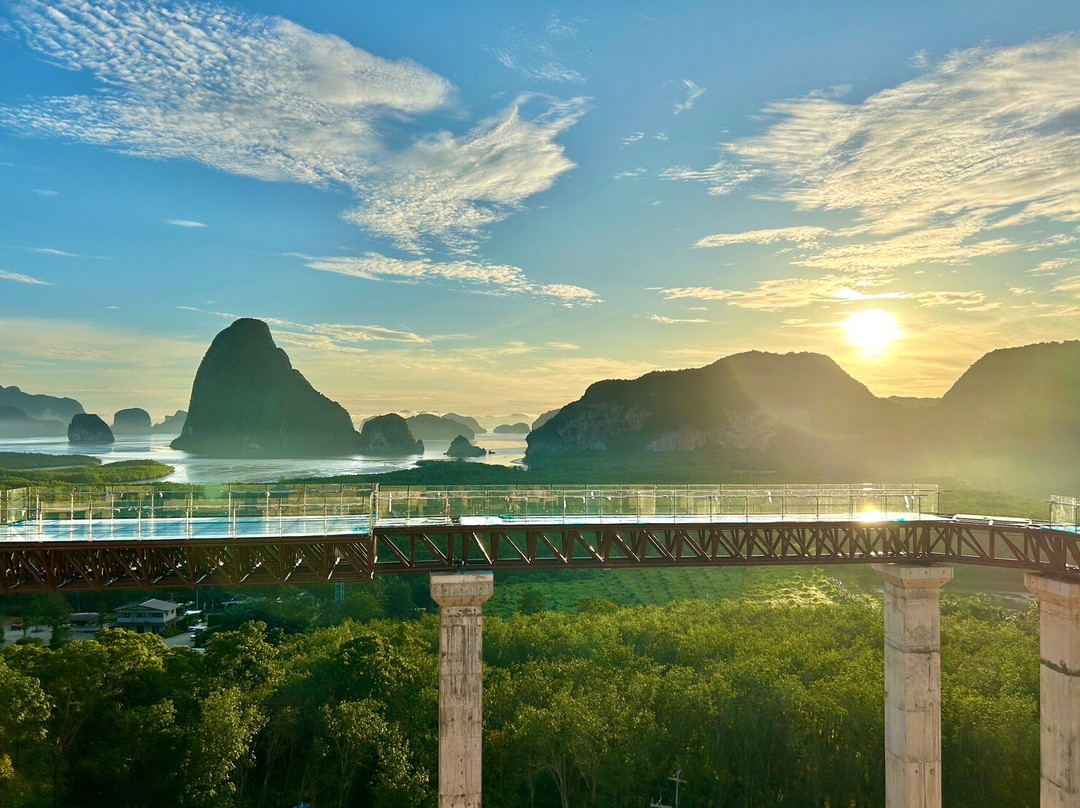 Beyond Skywalk Nangshi