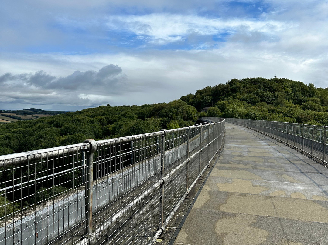 Meldon Viaduct-Graddon Cross必去景点
