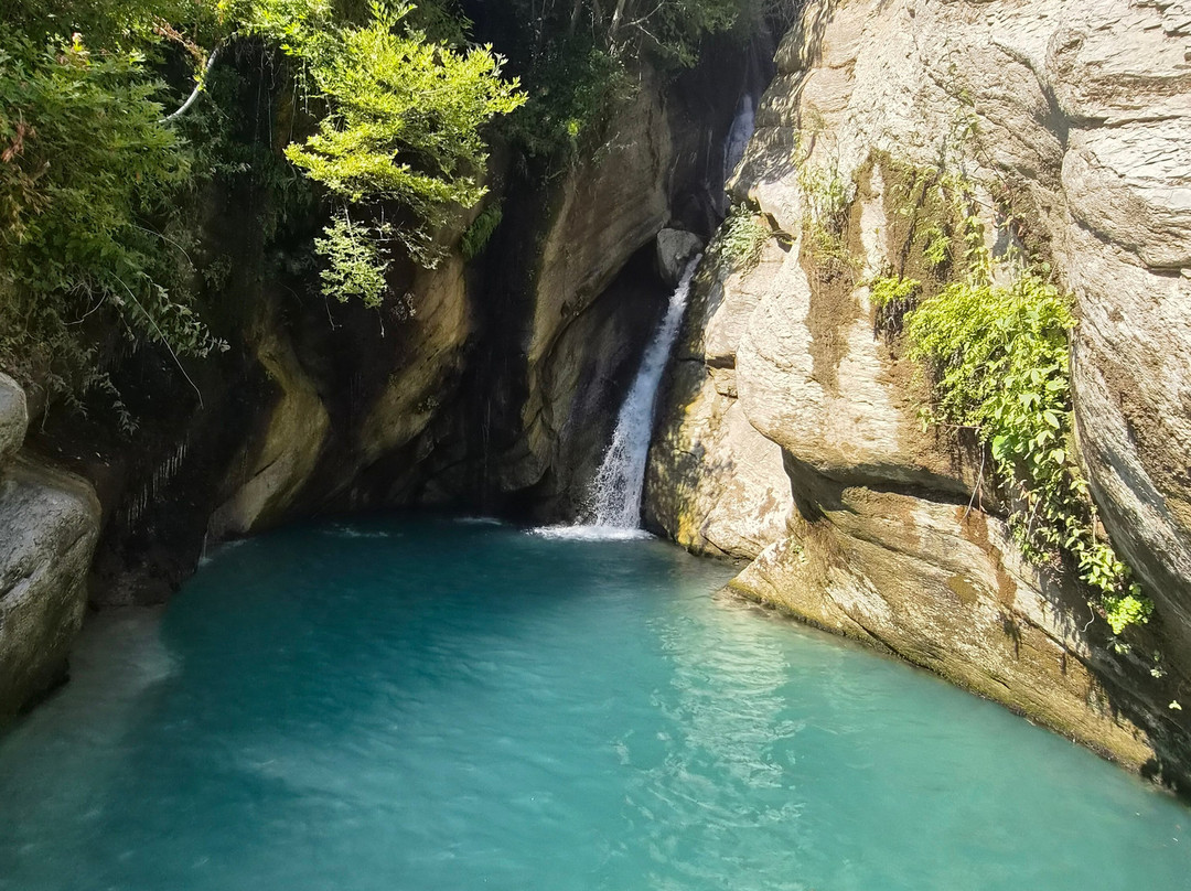 Bogove Waterfall-培拉特必去景点