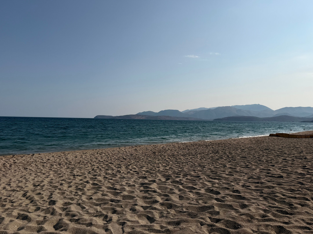 Mavrovouni Beach-Gytheio必去景点