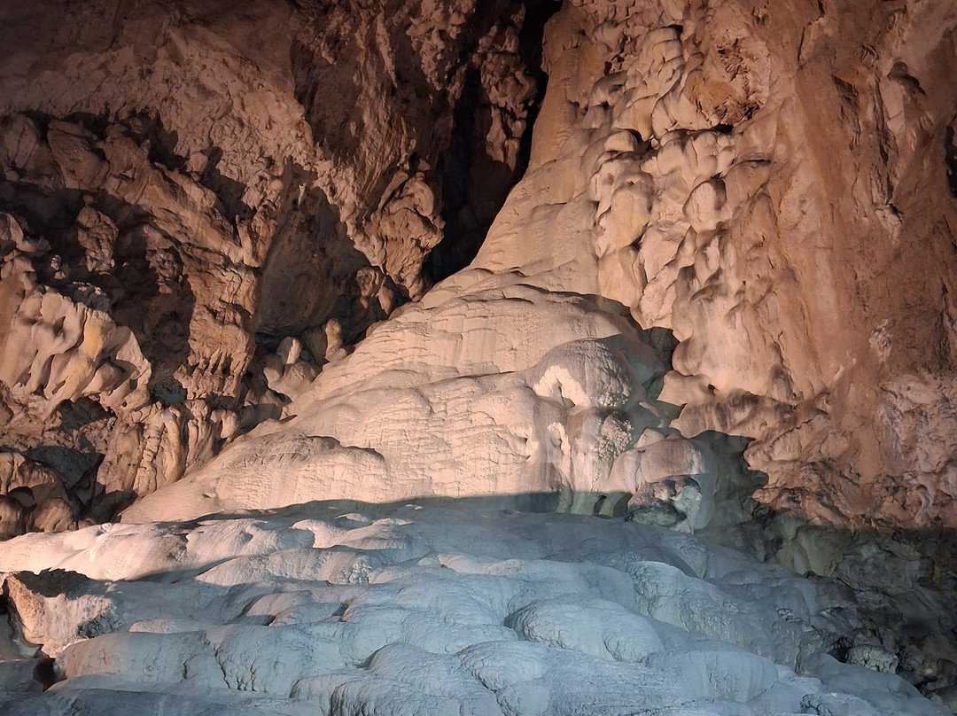 Grotta di Monte Cucco-Costacciaro必去景点