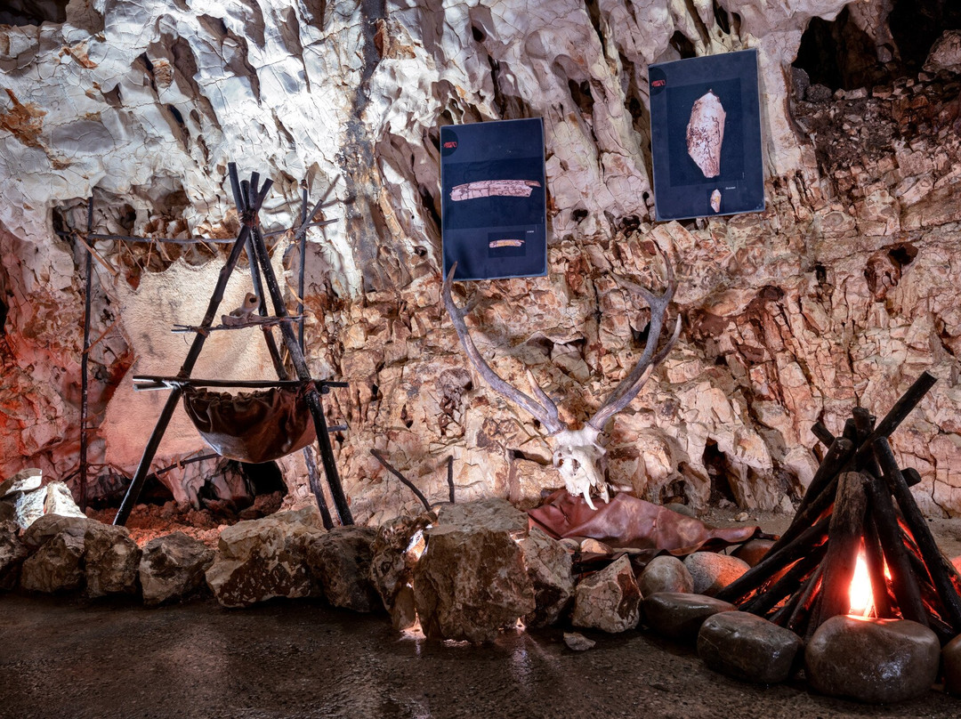Grotte De Thaïs-Saint-Nazaire-en-Royans必去景点