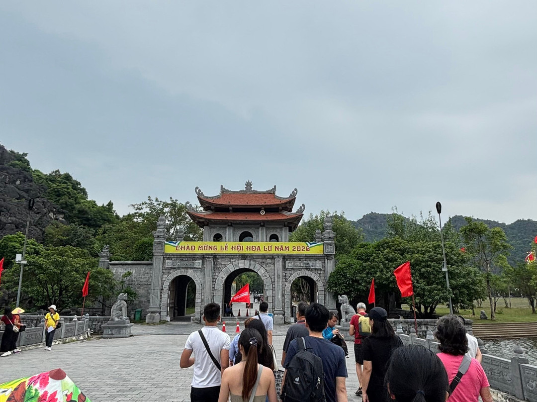 Go Asia Travel-Long Bien必去景点