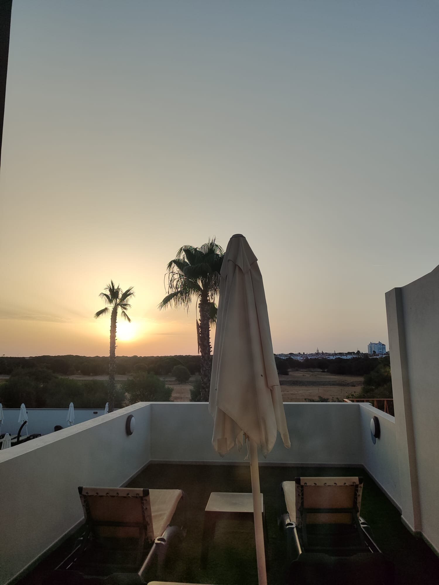 On The Residence-旅行者